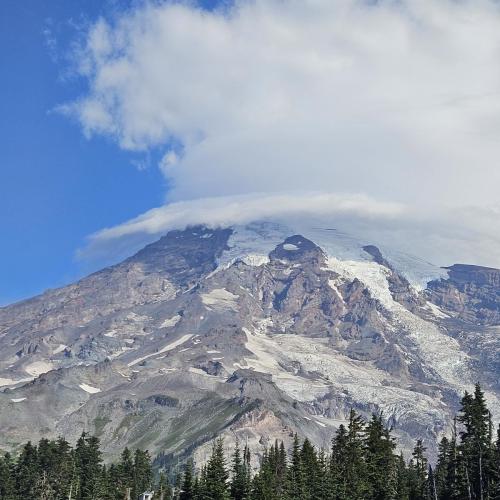 Mount Rainier - j1